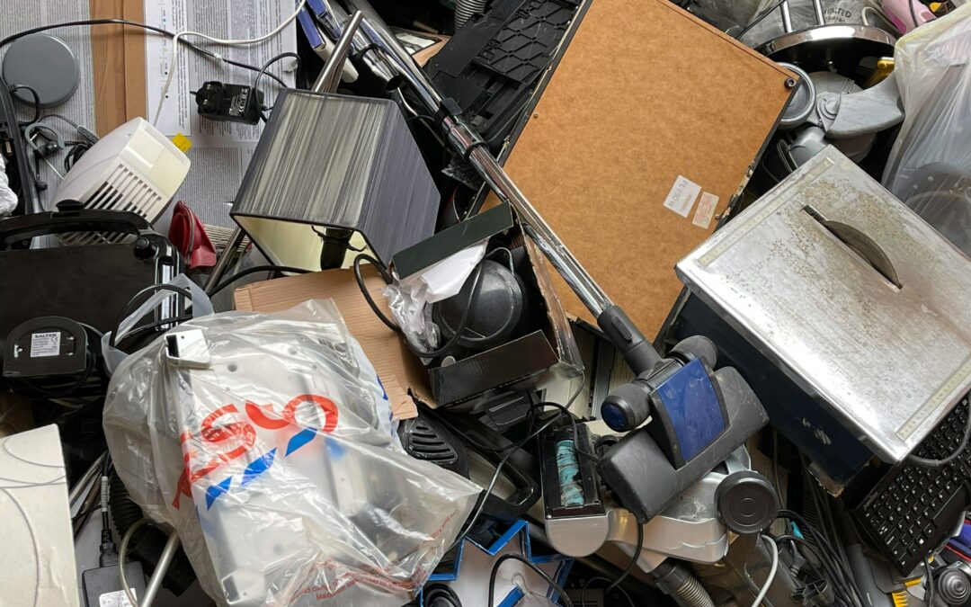 Why No Electronic Waste in Your Roll-Off Dumpster?